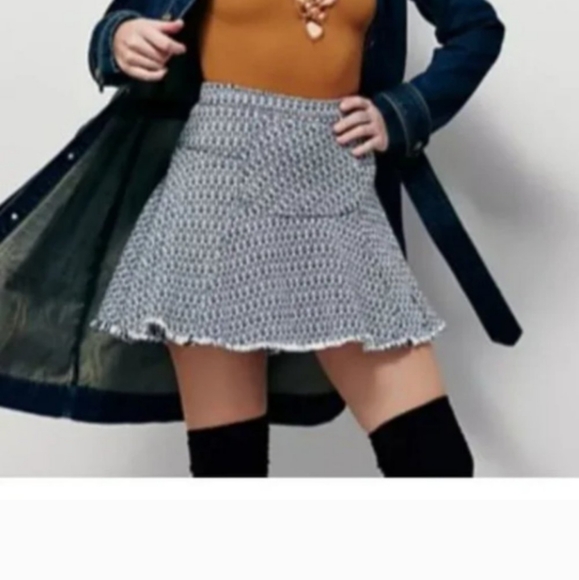 Free People Dresses & Skirts - FREE PEOPLE Sunshine Smile Mini Skirt